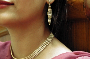 Из-за кризиса миллионеры [экономят на любовницах]