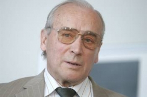 «Священники» потеряли [своего человека в Европарламенте]