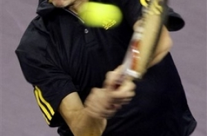 [Симон разгромил Штепанека] в Шанхае