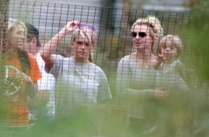 [Бритни Спирс] отправилась к крокодилам