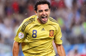 Лучший игрок Евро-2008 [отказался продлевать контракт с «Барселоной»]