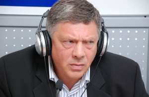 Депутат: Общественный транспорт [будет ходить реже]