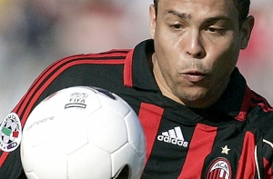 [Роналдо вновь может] вернуться в состав «Милана»