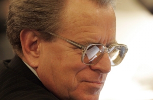 Новый центр [выдвинул в мэры Долгополова], а в Европарламент - Кабанова и Якобсоне