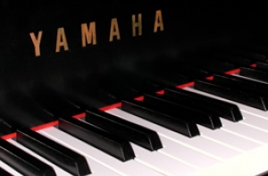 Yamaha [сокращает выпуск роялей и пианино] из-за падения спроса