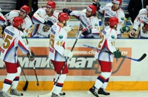 [Россия разгромила Швецию] на Кубке Первого канала по хоккею