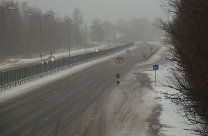 На дорогах Латвии [затруднено передвижение]