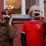 У Сейма прошел [flash mob в поддержку Латвийского радио]