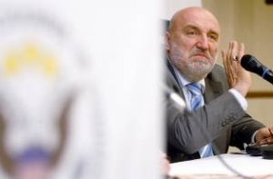 Премьер: НДС, возможно, [повысится в 2011 году]