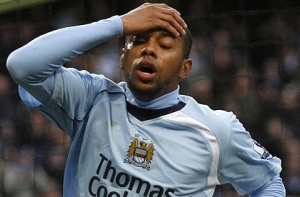 «Манчестер Сити» [оштрафует Робиньо] на 320 тысяч фунтов