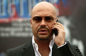 [Федор Бондарчук создает в интернете] новую социальную сеть