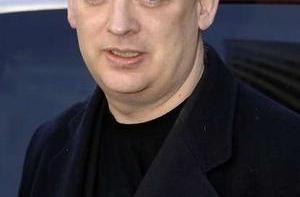 Певец Бой Джордж осужден за [насильственное удержание любовника]