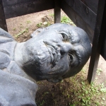 Денег [не хватает и на Ленина]