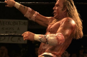 [Микки Рурк сразится] с профессиональным рестлером