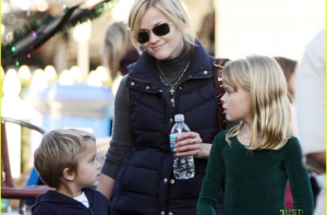 Дети в Латвии [погибают от насилия]