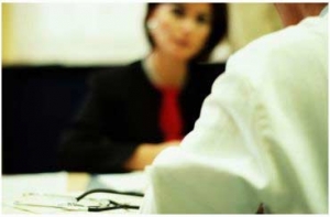 Визит к семейному врачу [будет стоить больше лата]