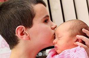 Мальчик [стал отцом в 13 лет]