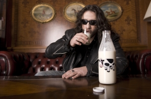 Опубликована [новая ролевая фотосессия] портала mixnews.lv