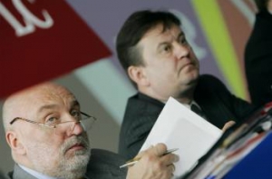 У партии премьера к «народникам» [есть десять вопросов]