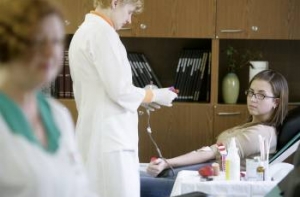 С 1 марта [дорожают услуги врачей]