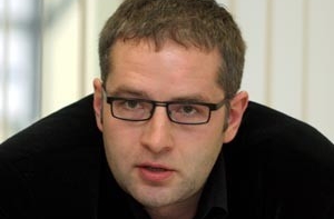 Тележурналист: сейчас [не время делить «портфели»]