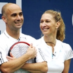 Агасси и Граф сыграют [на открытии Центрального корта Уимблдона]