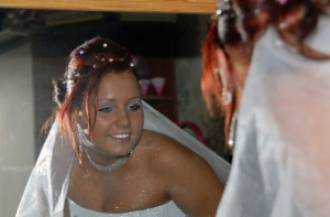 Кризис [сорвал американцам свадьбы]