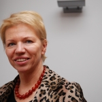 Коке: мы постараемся [компенсировать учителям потерю зарплаты]