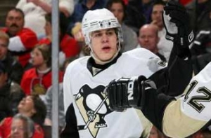 Евгений Малкин признан [лучшим бомбардиром НХЛ]