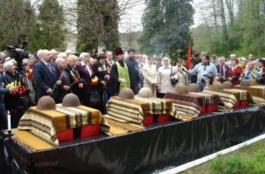 В Ропажи состоится [перезахоронение воинов]