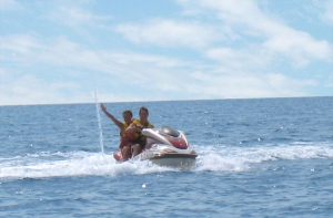[Пьяным водителям водных скутеров] тоже грозит штраф