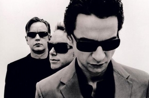 Солист Depeche Mode [попал в афинскую больницу]
