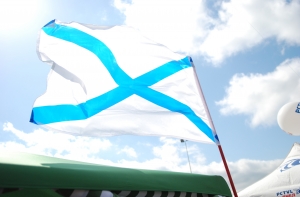 [Казаки поздравили ветеранов] с днем Победы