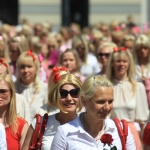 Около тысячи блондинок [сделали Ригу светлее]