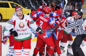 ЧМ-2009: [Первый полуфиналист – сборная России!]