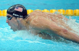 [Майкл Фелпс проиграл] два заплыва за день