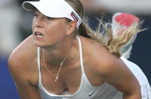 [Шарапова потеряла одну позицию] в рейтинге WTA