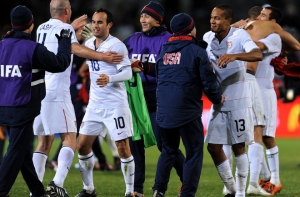 Американцы [лишили испанцев рекорда]