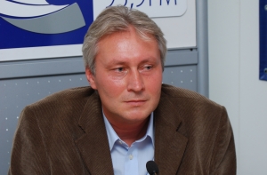 Депутат: Правительство объявило [войну образованию]