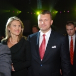 Опрос: Шлесерс - [самый популярный кандидат в мэры]