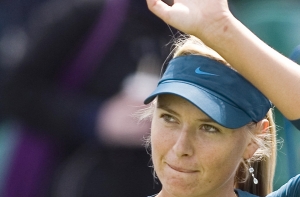 [Шарапова выиграла два матча] за день