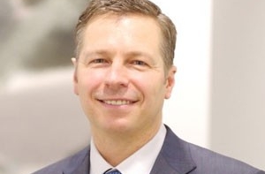 [Глава Lattelecom был готов выйти на пикет] против повышения налогов