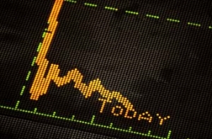 69% жителей Латвии самой большой проблемой [называют спад экономики]