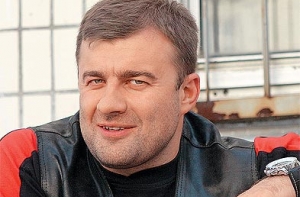 [Российского доктора Хауса] сыграет Михаил Пореченков