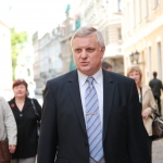 Глава профсоюзов: Нужно ликвидировать [половину всех министерств]