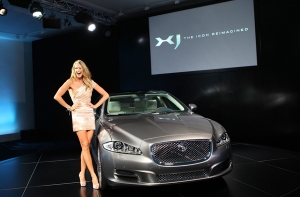 [Новый Jaguar XJ] дебютировал в Лондоне