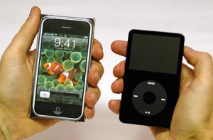 [iPod может] стать телефоном