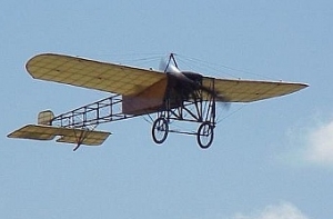 Во Франции воспроизвели [первый полет над Ла-Маншем]