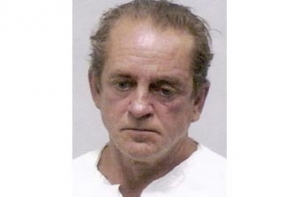 Грабитель остановил попутку [с полицейским за рулем]