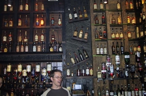 В Великобритании [ежедневно закрывается по 7 пабов]